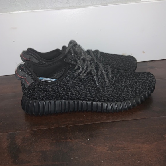 Black pirate yeezys size 12